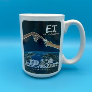 ET The Extra-Terrestrial 20th Anniversary Universal Studios mug ICONIC MOVIE 🍿